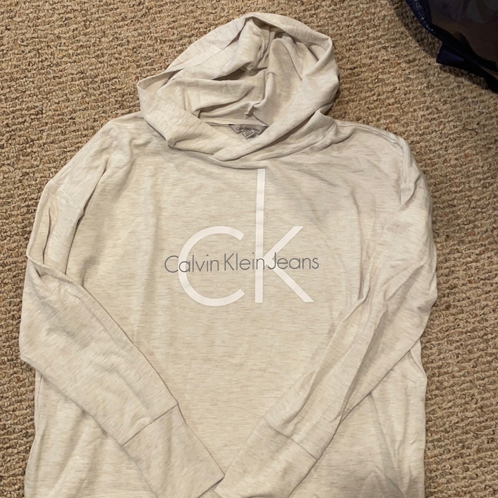 Calvin Klein jeans long sleeve Tee with hood